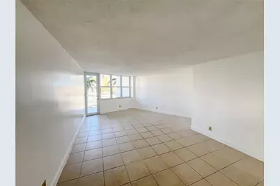 301 N Ocean Boulevard #307, Pompano Beach, FL 33062 - Photo 17