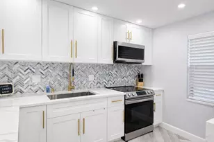 7300 NW 5th Pl, Margate, FL 33063 - Photo 5