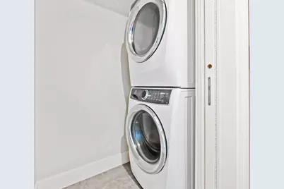 133 Isle Of Venice Drive #201, Fort Lauderdale, FL 33301 - Photo 37