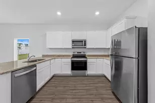 1517 SW Kamchatka Ave, Port Saint Lucie, FL 34953 - Photo 3