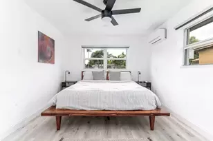 2648 NW 9th Ln, Fort Lauderdale, FL 33311 - Photo 13