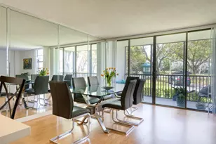 3401 N Country Club Dr, Aventura, FL 33180 - Photo 7