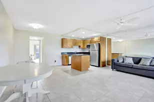 275 Markham M, Deerfield Beach, FL 33442 - Photo 1