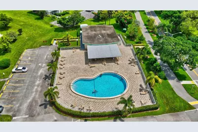 275 Markham M #275, Deerfield Beach, FL 33442 - Photo 17