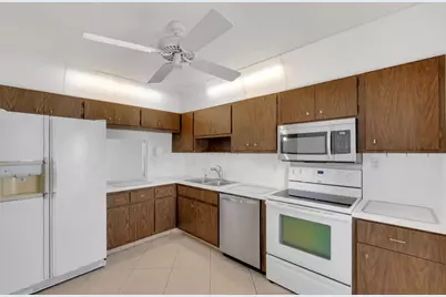 750 N Ocean Boulevard #604, Pompano Beach, FL 33062 - Photo 21