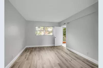 1021 Crystal Lake Drive #202, Pompano Beach, FL 33064 - Photo 7