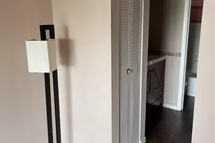 8205 NW 61st St, Tamarac, FL 33321 - Photo 9