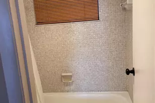 8205 NW 61st St, Tamarac, FL 33321 - Photo 13