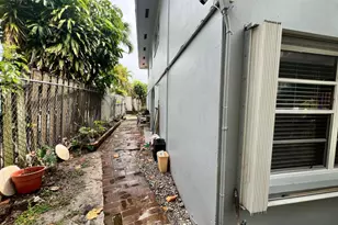 751 Pine Dr, Pompano Beach, FL 33060 - Photo 21