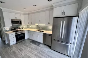 22028 Las Brisas Cir, Boca Raton, FL 33433 - Photo 5