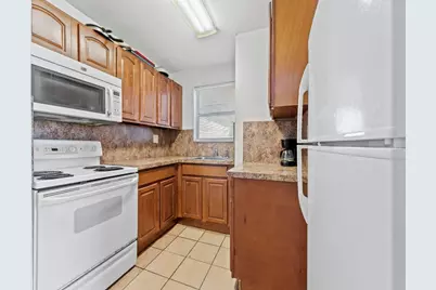 310 Fontainebleau Boulevard #502, Miami, FL 33172 - Photo 3