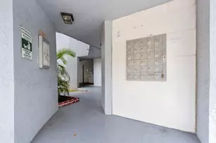 310 Fontainebleau Blvd, Miami, FL 33172 - Photo 21