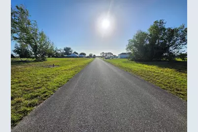 7933 Castile Road, Sebring, FL 33876 - Photo 5