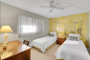 555 NW 4th Ave, Boca Raton, FL 33432 - Photo 11