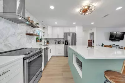 1611 SW 3rd Avenue, Pompano Beach, FL 33060 - Photo 1