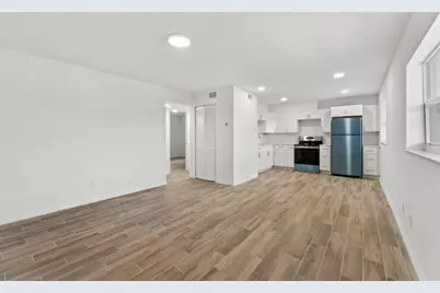 1301 Emerald Terrace #5, Fort Pierce, FL 34950 - Photo 1