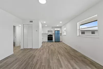 1301 Emerald Terrace #11, Fort Pierce, FL 34950 - Photo 3