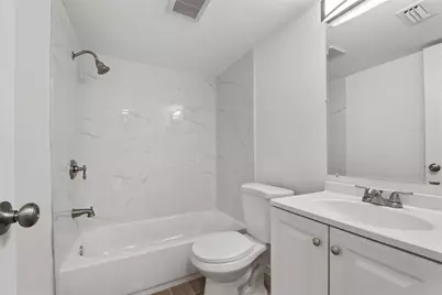 1301 Emerald Terrace #11, Fort Pierce, FL 34950 - Photo 7