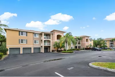 6492 Emerald Dunes Drive #208, Royal Palm Beach, FL 33411 - Photo 3