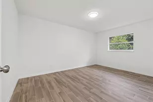 1301 Emerald Terrace, Fort Pierce, FL 34950 - Photo 9