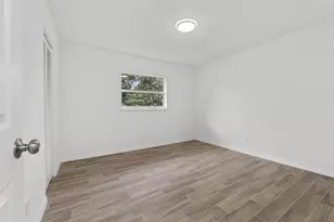 1301 Emerald Terrace, Fort Pierce, FL 34950 - Photo 9