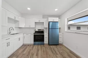 1301 Emerald Terrace, Fort Pierce, FL 34950 - Photo 5