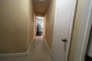 1804 NW 18th Ct, Fort Lauderdale, FL 33311 - Photo 23