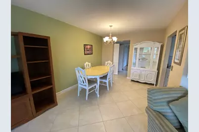 278 Newport R #278, Deerfield Beach, FL 33442 - Photo 3