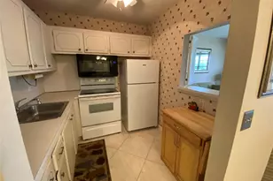 278 Newport R Unit, Deerfield Beach, FL 33442 - Photo 5