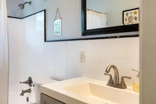 657 NW 30th Ct, Fort Lauderdale, FL 33311 - Photo 15