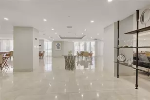 20191 E Country Club Dr, Miami, FL 33180 - Photo 25