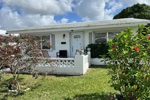 7110 NW 72nd St, Tamarac, FL 33321 - Photo 7