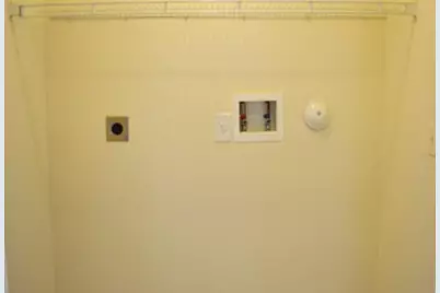 2911 NW 135th Street, Opa Locka, FL 33054 - Photo 13