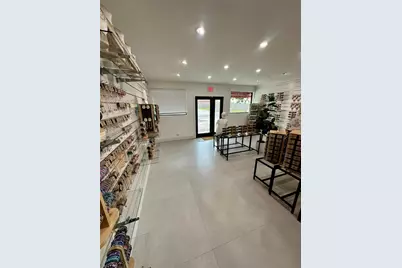 126 NE 1st Avenue, Dania, FL 33004 - Photo 9