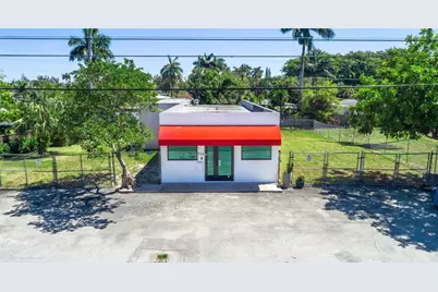 126 NE 1st Avenue, Dania, FL 33004 - Photo 1