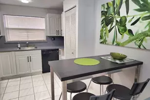 9521 Sunrise Lakes Blvd, Sunrise, FL 33322 - Photo 3