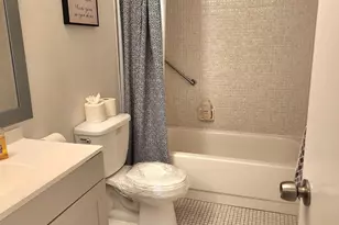 9521 Sunrise Lakes Blvd, Sunrise, FL 33322 - Photo 7