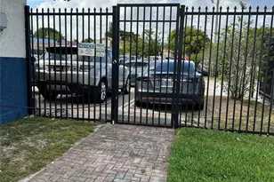 2401 NW 19th St, Fort Lauderdale, FL 33311 - Photo 1