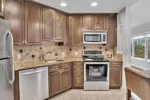 701 E Camino Real, Boca Raton, FL 33432 - Photo 19