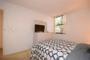 3350 NE 192 St, Miami, FL 33180 - Photo 23