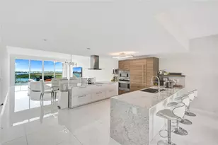 400 Sunny Isles Blvd, North Miami Beach, FL 33160 - Photo 7