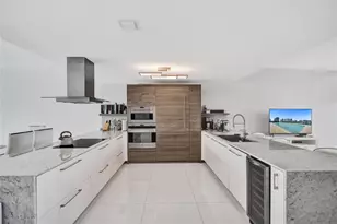 400 Sunny Isles Blvd, North Miami Beach, FL 33160 - Photo 9