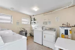 3230 NE 13th St, Pompano Beach, FL 33062 - Photo 25