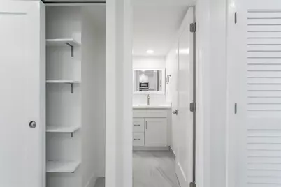 8900 Washington Boulevard #418, Hollywood, FL 33025 - Photo 15