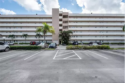 8900 Washington Boulevard #418, Pembroke Pines, FL 33025 - Photo 21