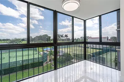 8900 Washington Boulevard #418, Pembroke Pines, FL 33025 - Photo 17