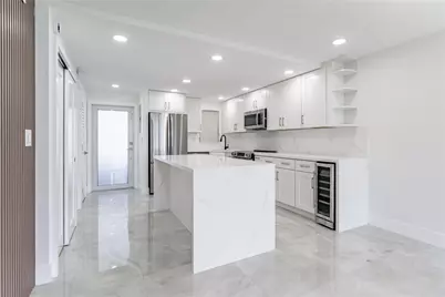 8900 Washington Boulevard #418, Pembroke Pines, FL 33025 - Photo 7