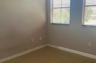 11473 NW 81st Ln, Miami, FL 33178 - Photo 11