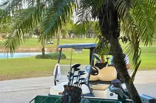 1055 Country Club Dr, Margate, FL 33063 - Photo 27