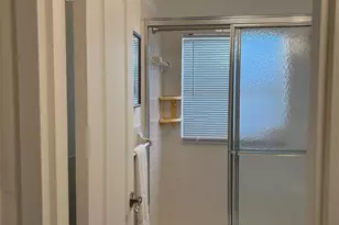 1055 Country Club Dr, Margate, FL 33063 - Photo 21